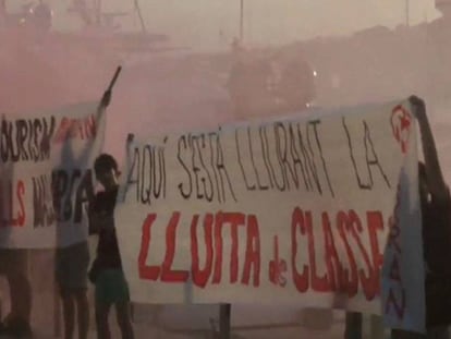 Acción de Arran contra el turismo en Palma de Mallorca, en la captura de un vídeo distribuido por la organización.