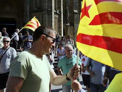 Otegi, en la manifestación de apoyo al proceso catalán, en San sebastián.