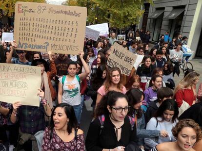 Manifestación contra la violencia machista en Granada.