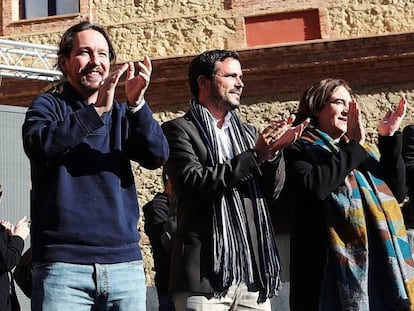 Pablo Iglesias, con Alberto Garzón, Ada Colau y Xavier Domènech el sábado en Barcelona. En vídeo, declaraciones de Xavier Domènech.