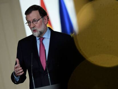 Ponte siempre las medallas ajenas