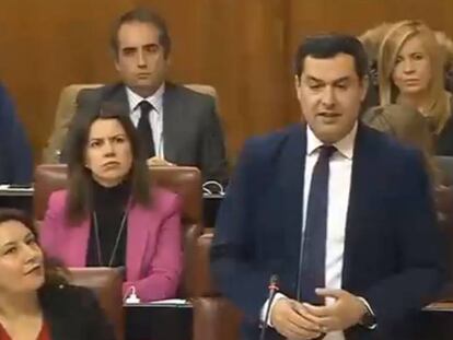 Juan Manuel Moreno, durante el pleno de este jueves.