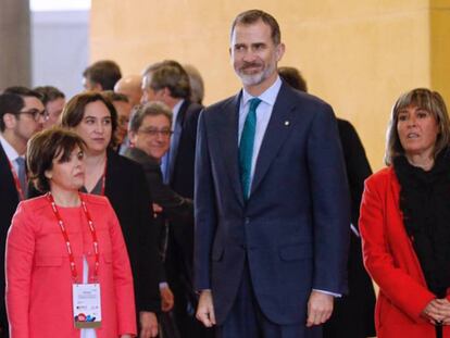 El Rey Felipe VI y Ada Colau durante la visita al Mobile World Congress. Massimiliano Minoci.