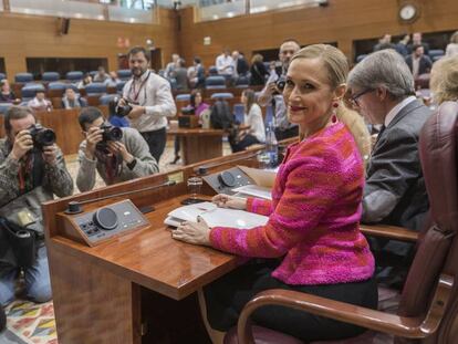 Cristina Cifuentes, durante su intervención en el Pleno de este jueves.