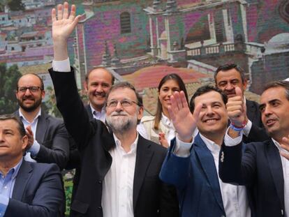Rajoy preside la presentación de la treintena de candidatos a alcaldías de la provincia de Cádiz.