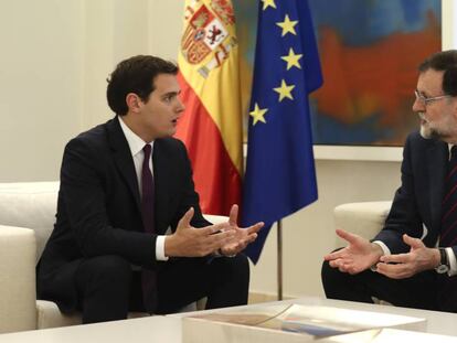 Rivera i Rajoy, durant la trobada a la Moncloa.