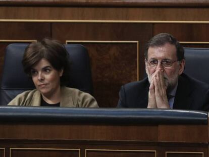 Soraya Sáenz de Santamaría y Mariano Rajoy, en el Congreso.