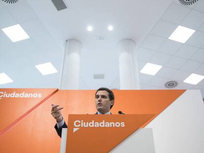 Albert Rivera preside la Ejecutivas Nacional de Ciudadanos, este lunes. En vídeo, las declaraciones de Ciudadanos, PSOE y Podemos.