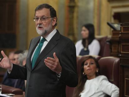 Rajoy durante la primera jornada de la moción de censura.