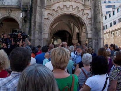 Minuto de silencio a las puertas del Ayuntamiento de O Porriño.