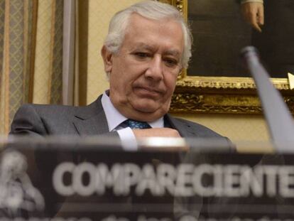 Javier Arenas, durante su comparecencia en la comision de investigacion de la presunta financiacion irregular del Partido Popular en el Congreso.