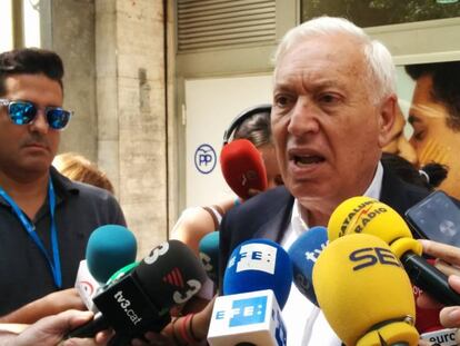 El exministro y candidato a presidir el PP José Manuel García-Margallo. En vídeo, el Partido Popular apenas moviliza al 7,6 por ciento de sus militantes para elegir a su futuro presidente.