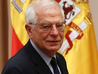El ministro de Asuntos Exteriores, Josep Borrell, antes de comparecer ante la comisión del Congreso.