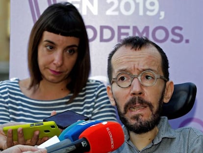 El secretario de Organización y Programas de Podemos, Pablo Echenique, en Gijón. En vídeo, Félix Roldán acudirá al Congreso para explicar las supuestas amenazas del CNI a Corinna.