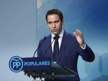 El secretario general del PP, Teodoro García, tras la reunión del comité de dirección del partido.