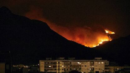 View of the fire from Gandia.