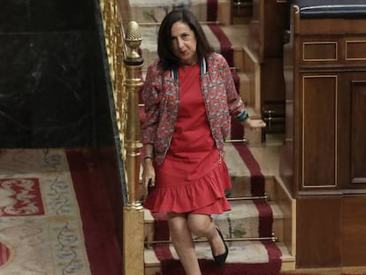 La ministra de Defensa, este miércoles en el Congreso. En vídeo, la ministra de Defensa, Margarita Robles, durante su comparecencia el lunes en el Senado.