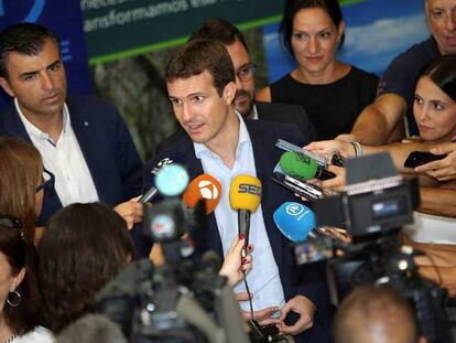 Pablo Casado atiende a los medios. En vídeo, las declaraciones de Casado en Cadena Cope.