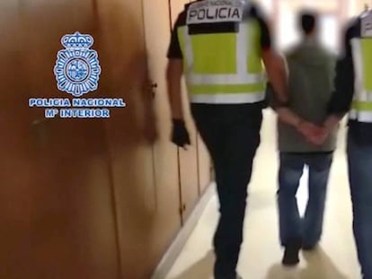 Imagen de la detención de César Román.