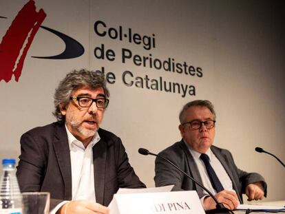 El abogado Jordi Pina (a la izquierda) y el médico Jaume Padrós, el pasado 1 de diciembre. En vídeo, declaraciones de Quim Torra, presidente catalán.