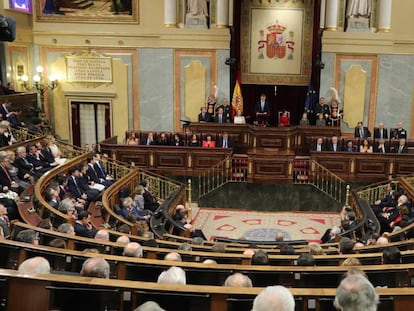 Vista del Congreso durante el discurso del Rey este jueves en el acto conmemorativo del 40 aniversario de la Constitución. En vídeo. arranque del acto.