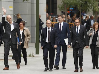 Los exconsejeros de la Generalitat llegan a la Audiencia Nacional el 2 de noviembre. En vídeo, el abogado defensor del ex presidente catalán, Carles Puigdemont.