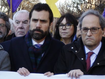 Quim Torra y Roger Torrent, este martes en Madrid. En el vídeo, señal en directo del exterior del Supremo.