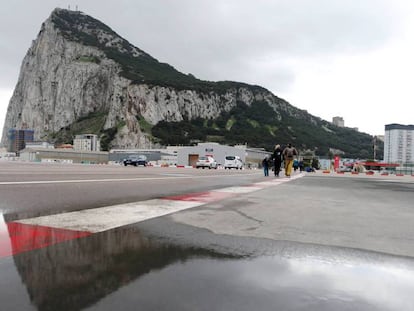 Vista del aeropuerto internacional de Gibraltar.