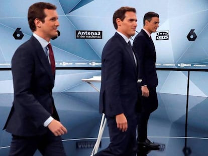 Los cuatro candidatos en el debate de Atresmedia. En vídeo, los mejores momentos del debate.