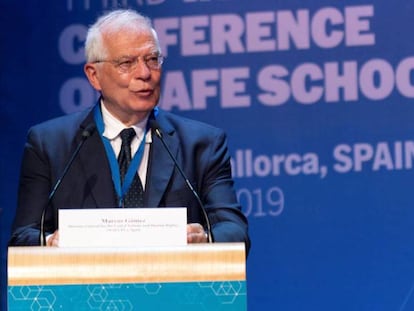 El ministro de Asuntos Exteriores en funciones, Josep Borrell, interviene el martes en una conferencia internacional en Palma de Mallorca. En vídeo, el Gobierno critica el informe de la ONU que descalifica la detención de los políticos independentistas