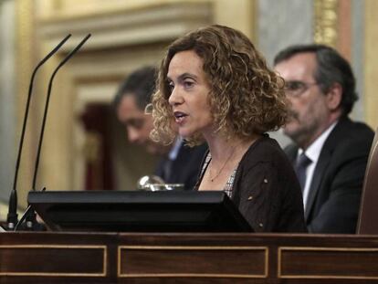 La presidenta del Congreso, Meritxell Batet, en el Congreso de los Diputados. En vídeo, funcionamiento del proceso de investidura (vídeo publicado el 12 de junio de 2019).