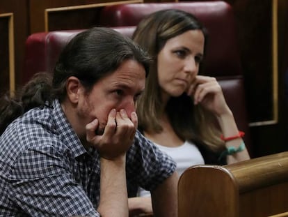 Pablo Iglesias con la diputada Ione Belarra, el pasado 29 de agosto en el Congreso. En vídeo, la situación parlamentaria.