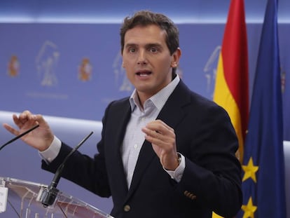 El líder de Cs, Albert Rivera. En vídeo, el político lanza una propuesta para investir a Sánchez.