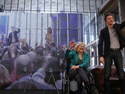 Manuela Carmena e Íñigo Errejón en un acto electoral de Más Madrid en febrero. En vídeo, las declaraciones de Pedro Sánchez sobre Errejón.