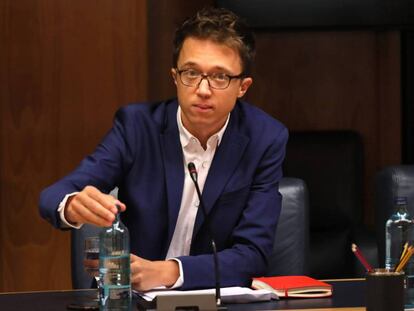 Íñigo Errejón en la Junta de Portavoces, este martes. En vídeo, la confirmación de Errejón de que se presentará a las elecciones.