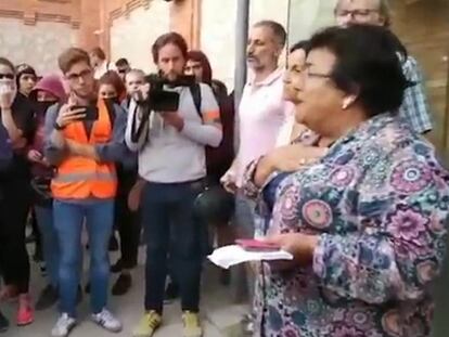 En vídeo, la rectora de la Universidad Rovira i Virgili se enfrenta a los piquetes.