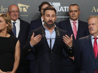 El lider de Vox, Santiago Abascal, tras el debate a cinco este lunes. En vídeo, su minuto de oro.