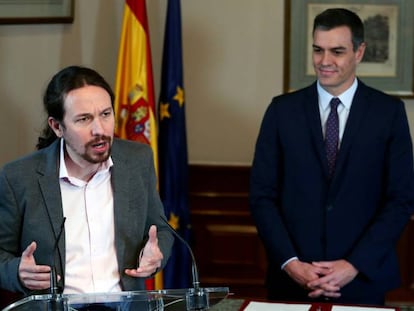 Pablo Iglesias comparece el martes durante el anuncio del acuerdo. En vídeo, el PSOE ya trabaja para lograr apoyos para su coalición con Podemos.