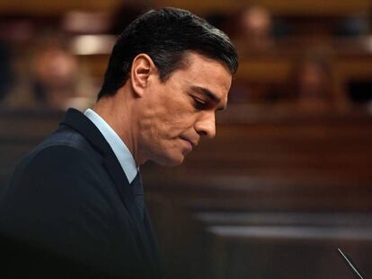 El candidato a la presidencia del Gobierno, Pedro Sánchez, este domingo en el Congreso en el debate de investidura. En vídeo, el resultado de la votación de este domingo.