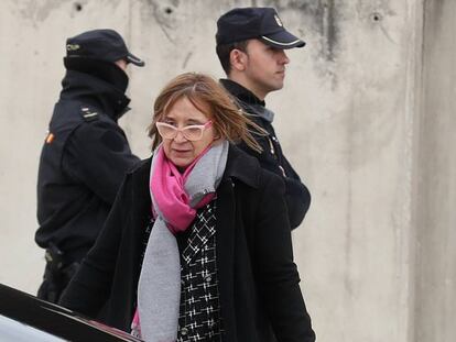 El mayor de los Mossos d'Esquadra Josep Lluís Trapero, durante su declaración en la segunda jornada del juicio. En vídeo, retransmisión en directo de la tercera jornada.