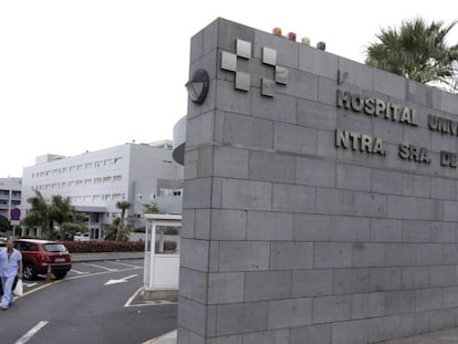 Edificio principal del Hospital Universitario Nuestra Señora de Candelaria, Santa Cruz de Tenerife.