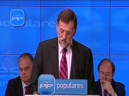 Rajoy pide al Gobierno que hable "a calzón quitado" con las autonomías