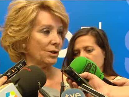 Aguirre acusa de mentir a "PSOE, IU, indignados y los de la ceja"