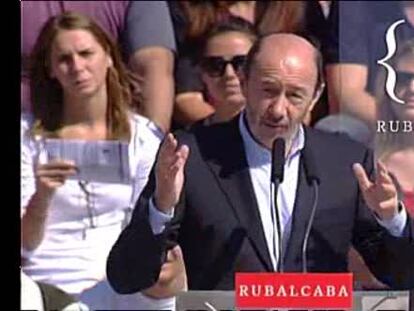 Rubalcaba dice que Rajoy hace una campaña "cero, cero"