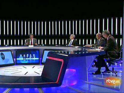 El debate a cinco se convierte en una tertulia sobre quién recorta más