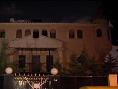 La policía desaloja el palacete de la mafia rusa 'okupado' en Barcelona