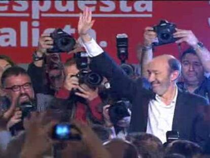 Rubalcaba elige una nueva ejecutiva para liderar "un PSOE fuerte"