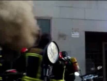 Ocho heridos, cinco de ellos bomberos, en una explosión en una tienda en Sarrià
