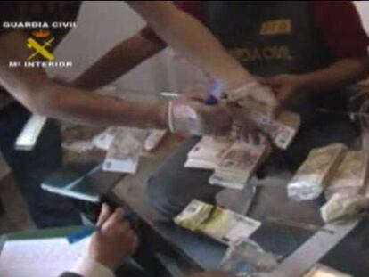 La Guardia Civil detiene en Cádiz a dos jefes de la camorra napolitana