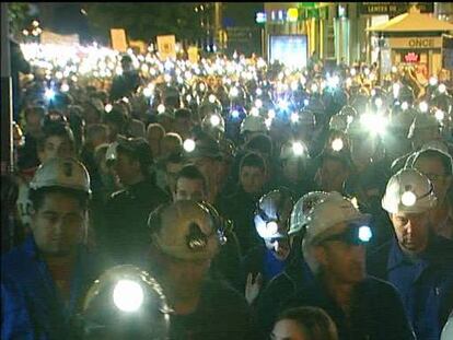 Miles de personas se manifiestan en León contra los recortes a la minería del carbón